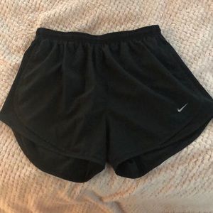 NIKE BLACK TEMPO RUNNING SHORTS